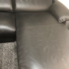 大塚製薬　家具部門の大型ソファー　黒　3人がけの画像