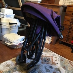 ベビーカー　クイニー