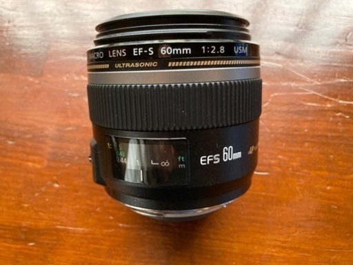キヤノン EF-S60mm F2.8 マクロ USM
