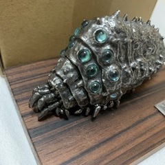 【三鷹の森ジブリ美術館限定】メタル フィギュア 王蟲 オーム 赤眼＆青眼セット 【風の谷のナウシカ】の画像