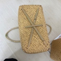2月25日まで！編みかご 竹？の画像