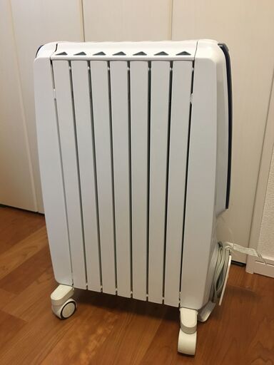 Delonghi　オイルヒータ
