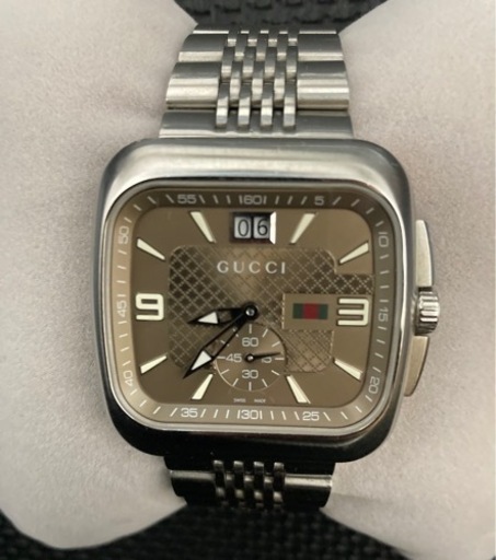 電池交換済み　GUCCI   腕時計　メンズ　グッチクーペ YA131301