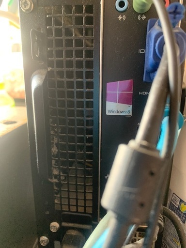 デスクトップ PC モニター付き
