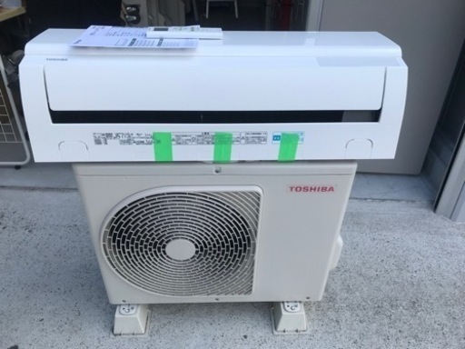 値下げ☆TOSHIBA 東芝　2.2kwエアコン　RAS-E221MA  2018年製