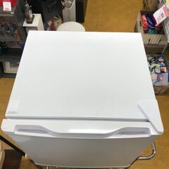 マクゼン 1ドア冷凍庫32L JF032ML01GM の画像