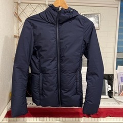 ユニクロ　シームレスダウン　S