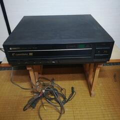 日立　レーザーディスクプレイヤー　無料で譲ります