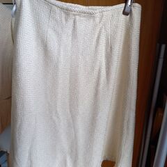 女性用スーツ(軽い生地です。)の画像