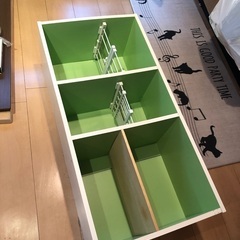 パステルグリーンのカラーボックスです。