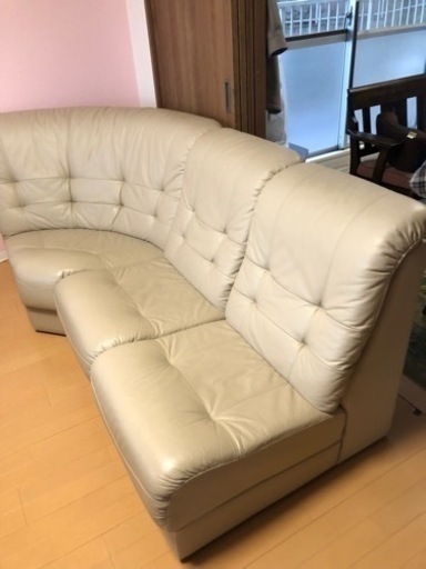 ソファー 皮 ベージュ
