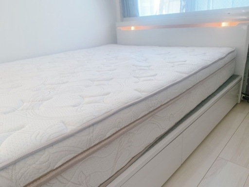 【美品】ニトリ　ダブルベッド　マットレス付き