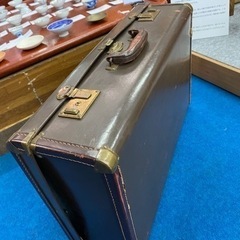 アンティーク　トランク