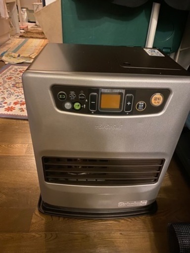 トヨトミ　石油ファンヒーター