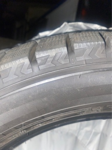 ❄️スタッドレスタイヤ　215/60 R17❄️
