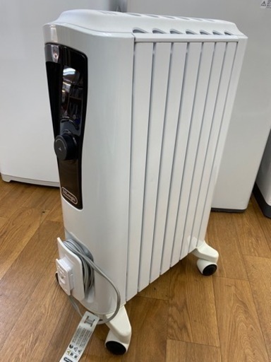 【?買取市場 6ヶ月保証】I324 ? デロンギ オイルヒーター ⭐ 動作確認済 ⭐ クリーニング済