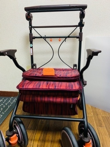 ◆美品 ◆カゴノアL  ◆幸和製作所 ◆シルバーカー
