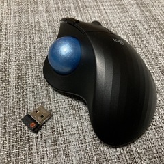 【メルカリにて売却決定】Logicool ERGO M575 ワイヤレストラックボール M575Sの画像