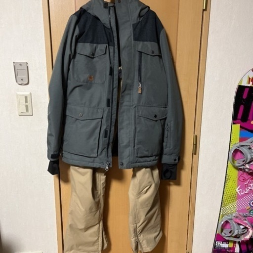 Quicksilver Burton スノーボードウェア　クイックシルバー　バートン