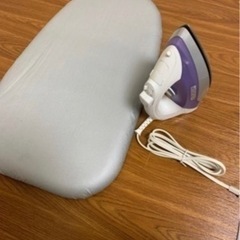 お相手決まりました。YAMAZEN アイロンとアイロン台セット