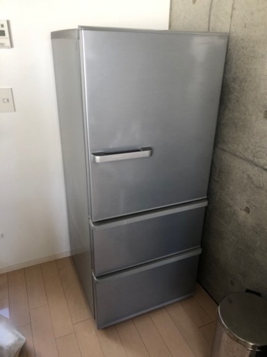 AQUA 272リットル冷蔵庫 AQR-27G2-Sシルバー