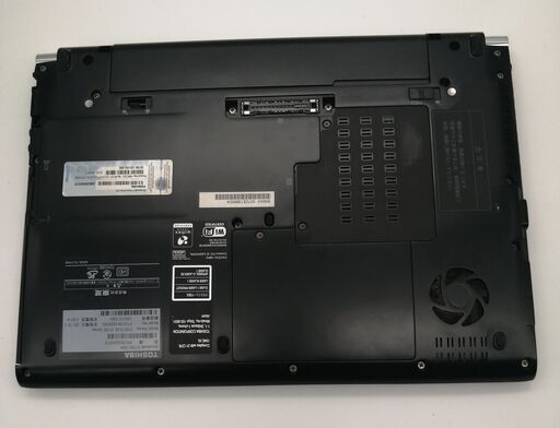 東芝ノートパソコン i5（中古）8GBのメモリ、SSD120GB,13.3画面、Intel HD Graphics 3000、Wind
