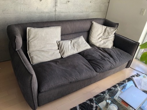 ソファ　大きめです