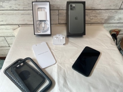 交渉中iPhone11PRO  256GB SIMフリー 利用制限○超美品 付属品未使用