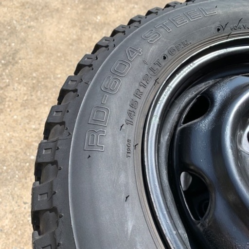 ブリヂストンタイヤホイール4本セット145R12
