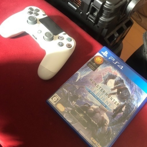 PS4 500GB モンスターハンターワールドセット