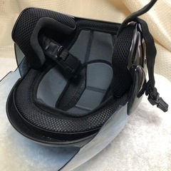 バイクのヘルメットの画像