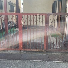 鉄門扉