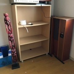 大きめカラーボックス二つ