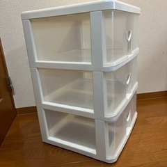 【お譲り先決定】衣装ケース3段の画像