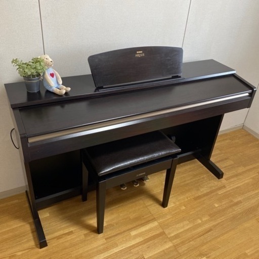 【大阪府全域お届けします！】《お引取値引きあり》YAMAHA 電子ピアノ ARIUS YDP-161