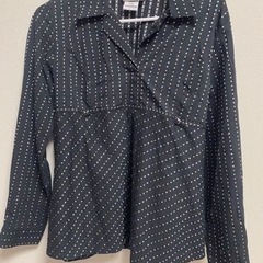 長袖シャツ　⭐︎未使用