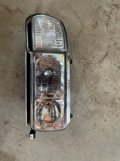 80ランクルベッドライト