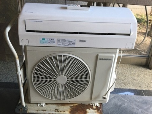 アイリスオーヤマ　6畳用エアコン　2021年製　使用半年　美品　動作品
