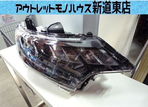 ジャンク品　三菱 アウトランダー 純正 ヘッドライト ECM921-21E20 R 右 点灯未確認 中古　車用品 カー用品 札幌市東区 新道東店