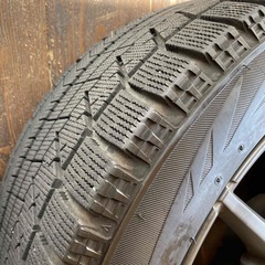 スタッドレスタイヤ　ブリザックVRX　アルミ OZ　４本セット　の画像