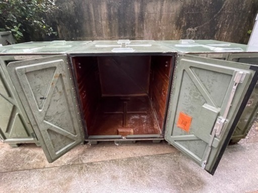 【希少】【早い者勝ち‼︎】米軍 FRP 軽量 コンテナ⑥