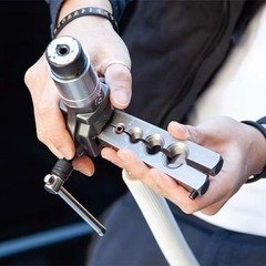 仕事をしながら給与と筋力を増やそう笑！足場工事サービスエンジニア【日給1万2千円～2万円】の画像