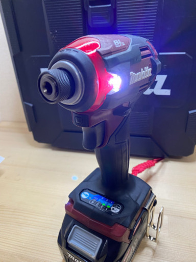 中古 マキタ　TD001G 40V 充電式 インパクトドライバ