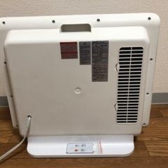 電気のファンヒーターの画像