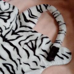 新品　ホワイトタイガー　リアルフェイス　ラグの画像