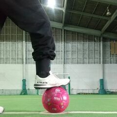 【平日昼前後】公園でフットサル