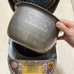 象印　炊飯器　NPｰNJ10の画像