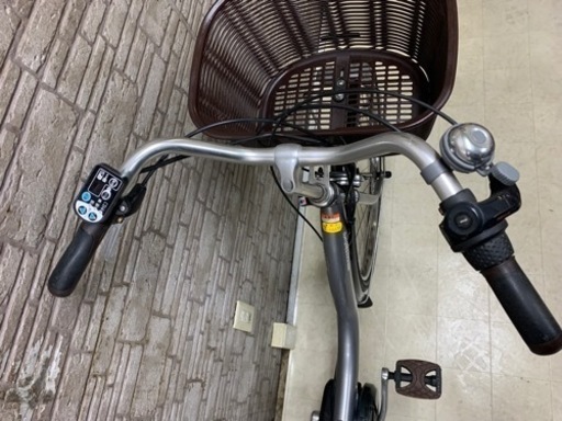 新生活応援SALE 東京23区配達無料　新品バッテリー8.9Ah 新基準　ヤマハ　パスナチュラ　電動自転車☆中古☆BS☆