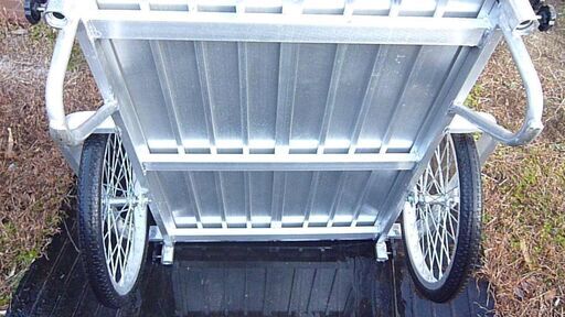 （お渡し者様が決まりましたので質問を終了させて頂きます）組み立て式ノーパンクアルミリヤカー（AKR-80）中古良品