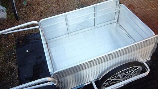 （お渡し者様が決まりましたので質問を終了させて頂きます）組み立て式ノーパンクアルミリヤカー（AKR-80）中古良品